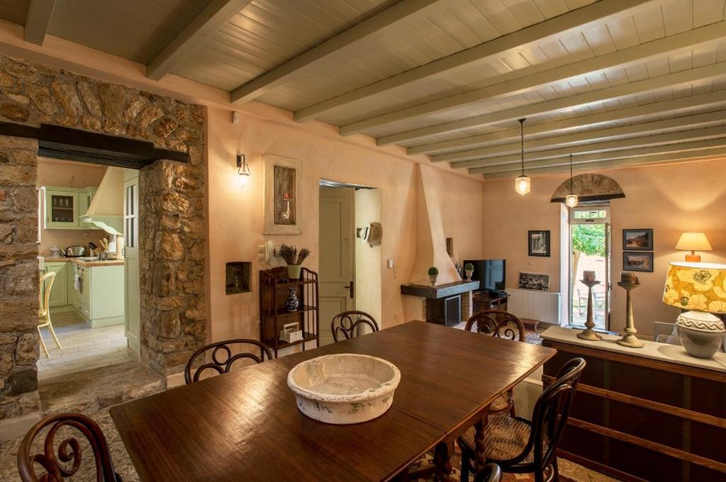 Kyparissia Old Town Lodge With Amazing Sea View Ngoại thất bức ảnh