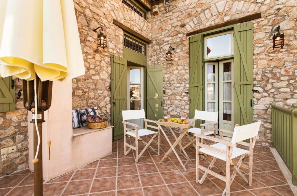 Kyparissia Old Town Lodge With Amazing Sea View Ngoại thất bức ảnh