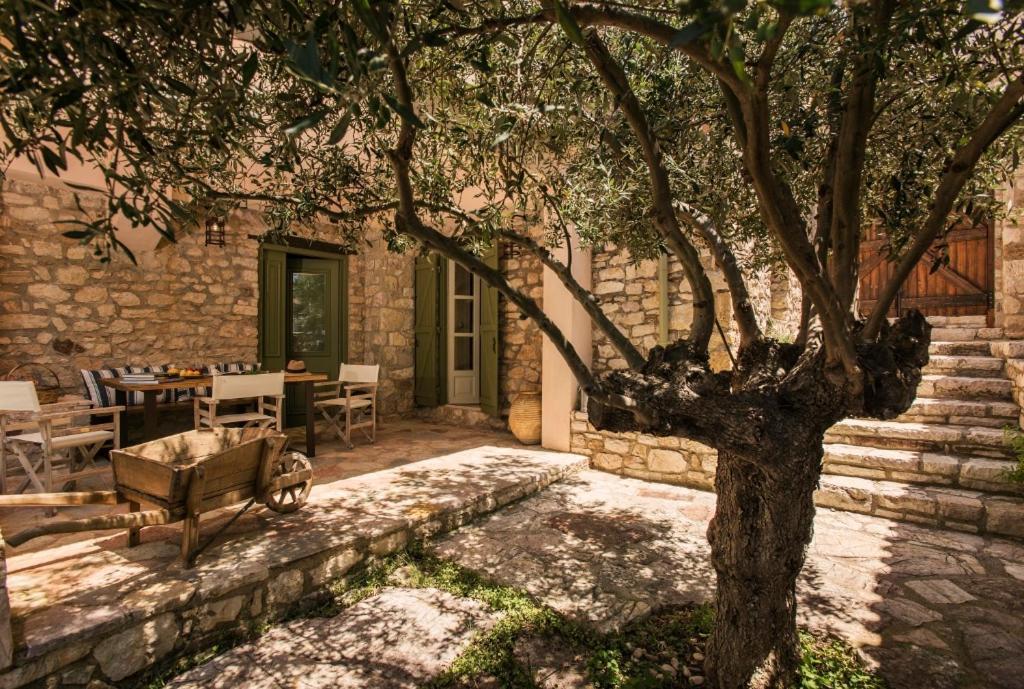 Kyparissia Old Town Lodge With Amazing Sea View Ngoại thất bức ảnh